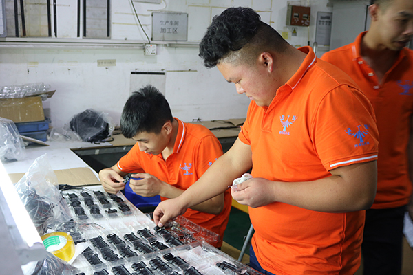 塑膠模具制造廠——博騰納力苛品質(zhì)，追求極致