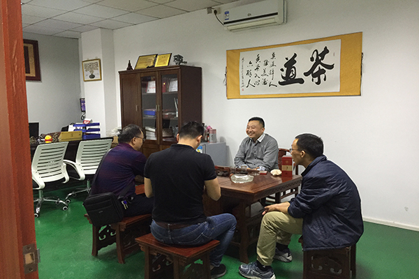 智能手環(huán)外殼模具哪家行？——看看深圳博騰納塑膠模具制造廠